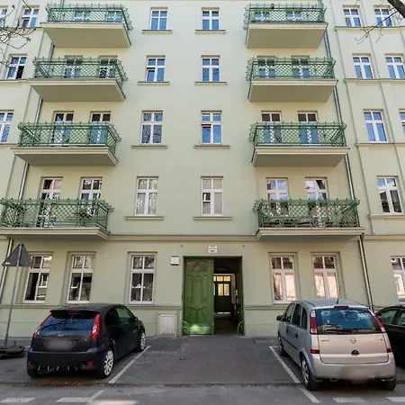Apartamento Unique Mottego With Parking By Renters Prestige Poznan